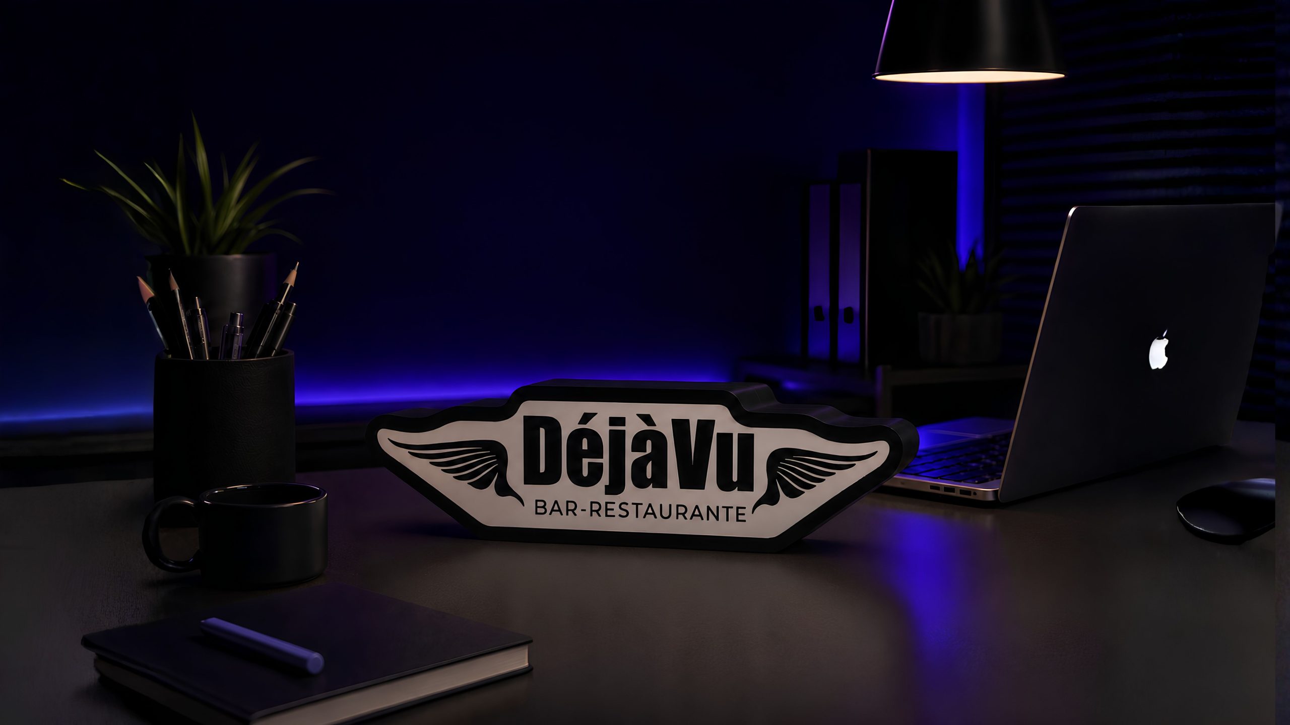 Tiny office sign apagado